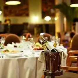 Programul restaurantului